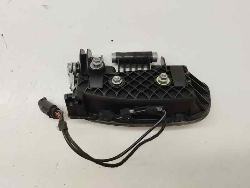 Recambio de maneta exterior trasera derecha para porsche panamera 4.8 v8 turbo cat referencia OEM IAM 97053706404  
							