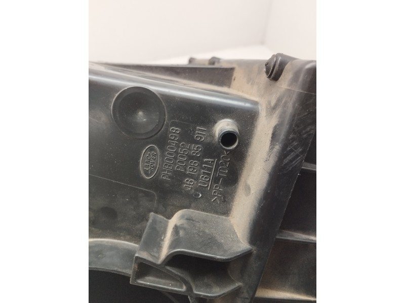 Recambio de filtro aire para land rover range rover sport 2.7 td v6 cat referencia OEM IAM PHB000498  
							