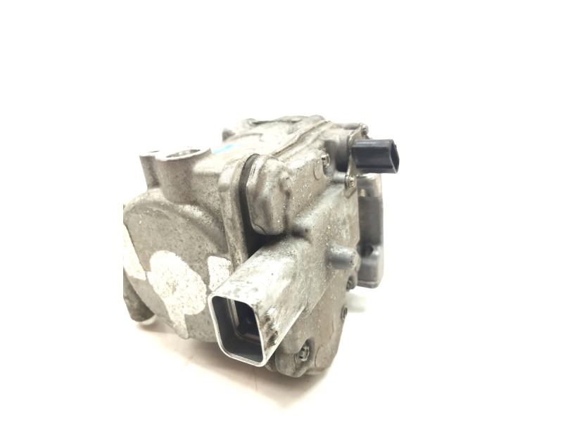Recambio de compresor aire acondicionado para toyota auris touring sports (e18) hybrid active referencia OEM IAM 0422001330  
							