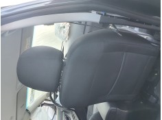 Recambio de asiento delantero derecho para kia cee´d 1.4 crdi cat referencia OEM IAM    2