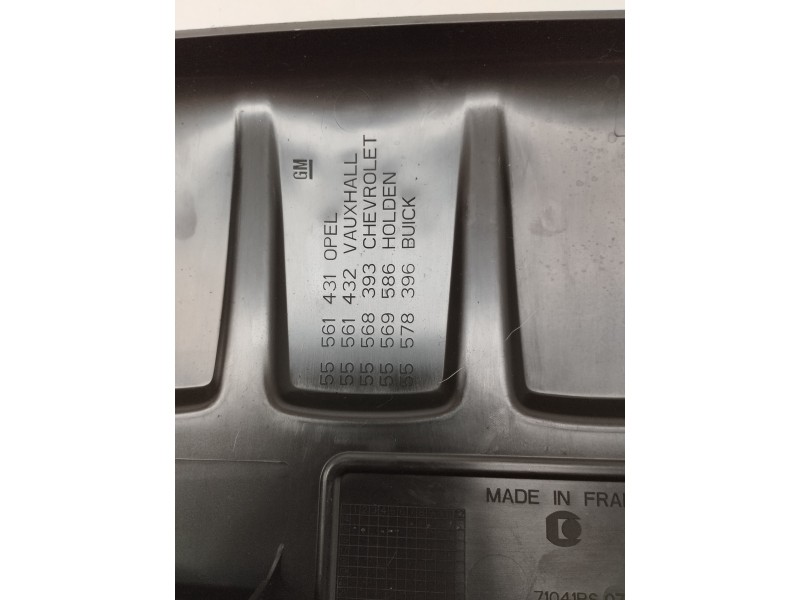 Recambio de tapa motor para opel zafira tourer 1.4 16v turbo cat (a 14 net / luj) referencia OEM IAM 55561431  
							