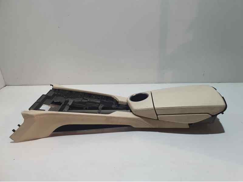 Recambio de apoyabrazos central para porsche panamera 4.8 v8 turbo cat referencia OEM IAM   