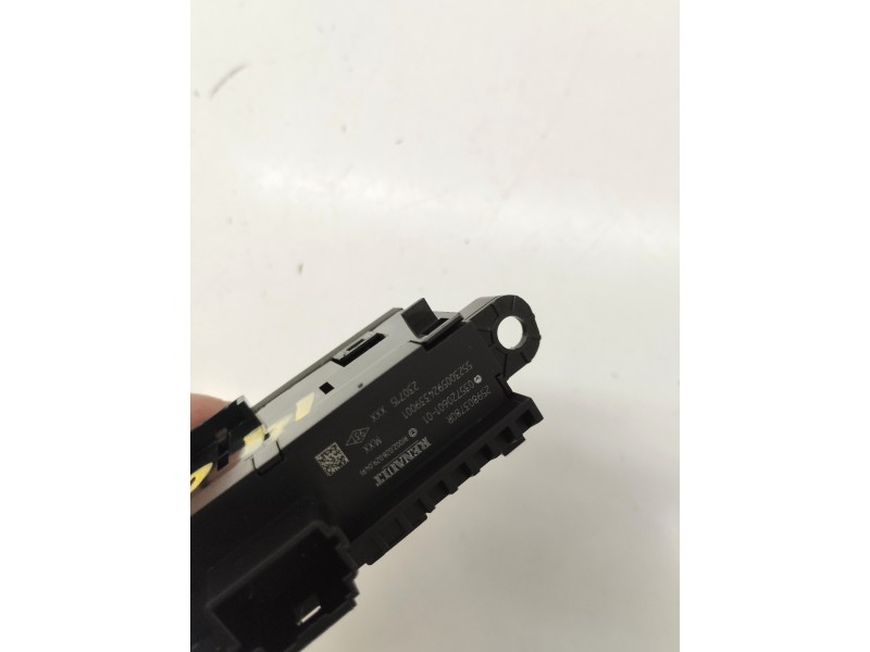 Recambio de mando luces para renault clio v referencia OEM IAM 259803780R  