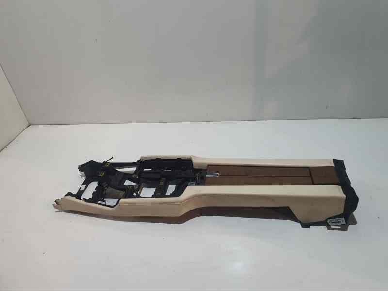 Recambio de apoyabrazos central para porsche panamera 4.8 v8 turbo cat referencia OEM IAM   