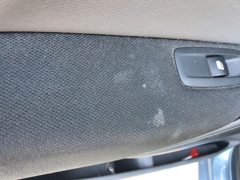 Recambio de guarnecido puerta trasera izquierda para citroën c4 picasso live edition referencia OEM IAM   