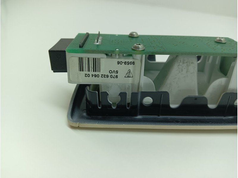Recambio de luz interior para porsche panamera 4.8 v8 turbo cat referencia OEM IAM 97063206402  