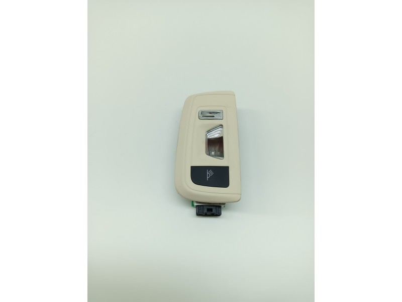 Recambio de luz interior para porsche panamera 4.8 v8 turbo cat referencia OEM IAM 97063206302  