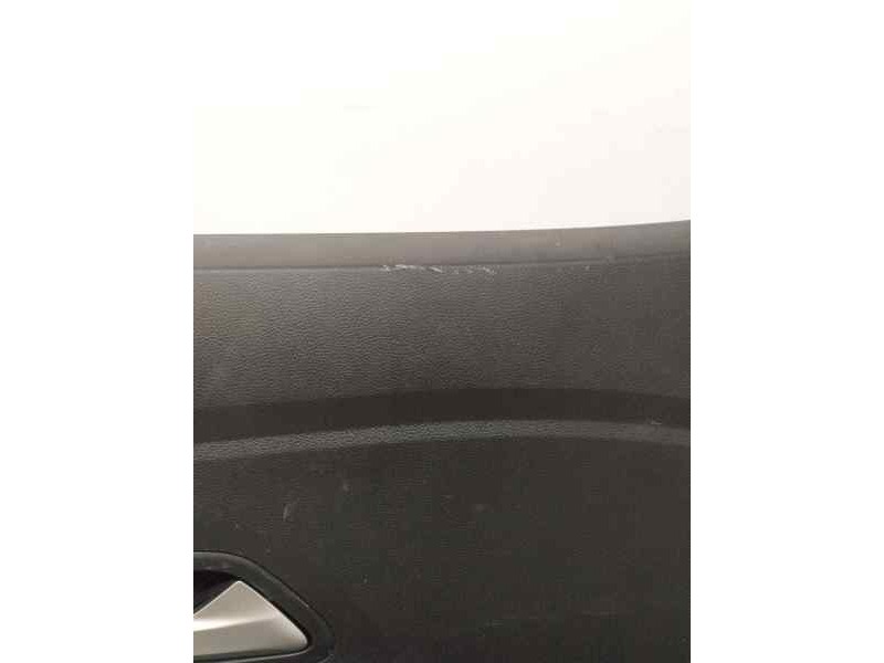 Recambio de guarnecido puerta trasera derecha para dacia sandero sl 2019 referencia OEM IAM   