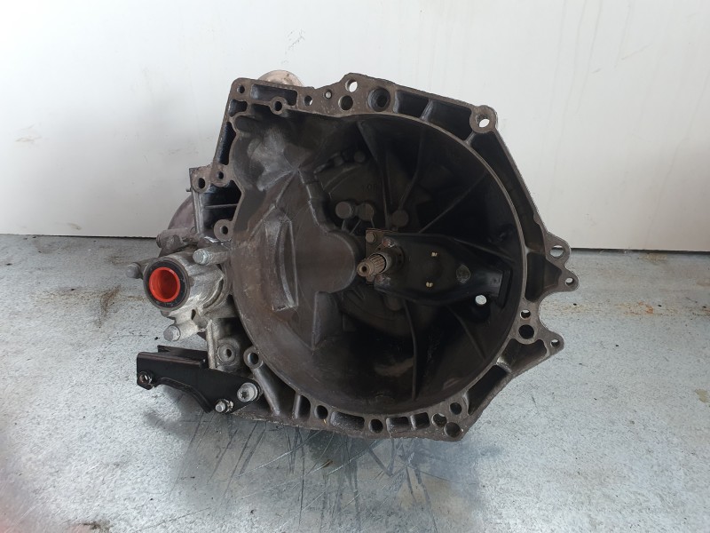 Recambio de caja cambios para peugeot 208 1.6 16v hdi fap referencia OEM IAM 20DP77  