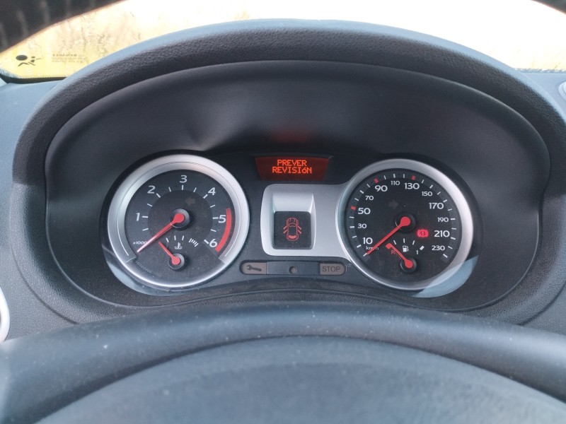 Recambio de cuadro instrumentos para renault clio iii 1.5 dci diesel referencia OEM IAM 8200761861L  