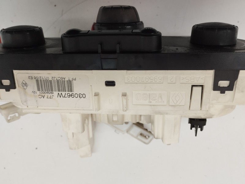 Recambio de mando calefaccion / aire acondicionado para renault clio iii 1.5 dci diesel referencia OEM IAM 030967W  