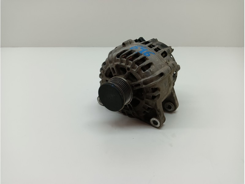 Recambio de alternador para citroën c4 picasso feel referencia OEM IAM 9818677980  