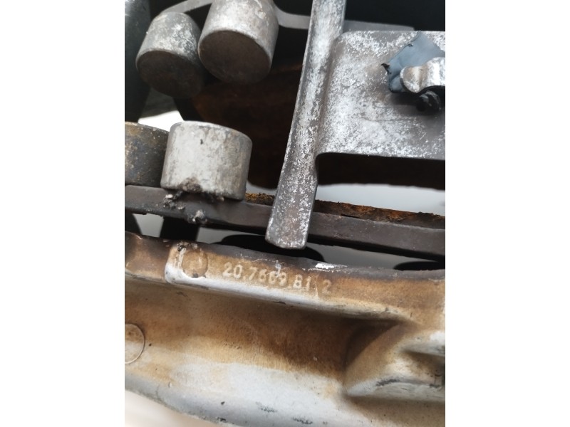 Recambio de pinza freno delantera izquierda para porsche cayenne (typ 9pa) 4.5 v8 cat referencia OEM IAM 207669812  
							