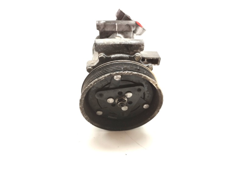 Recambio de compresor aire acondicionado para renault modus 1.2 16v cat referencia OEM IAM 8200819568A  