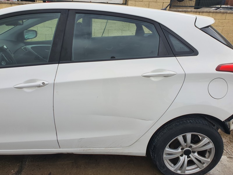 Recambio de puerta trasera izquierda para hyundai i30 (gd) 1.4 crdi cat referencia OEM IAM   