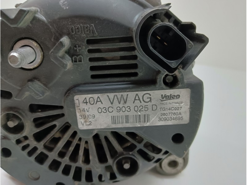 Recambio de alternador para volkswagen golf vi (5k1) 1.4 16v tsi referencia OEM IAM 03C903025D  
