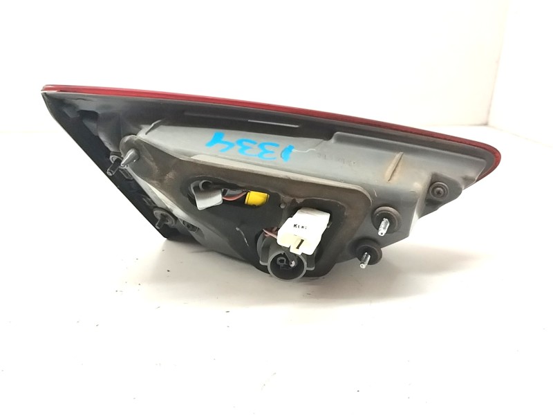 Recambio de piloto trasero derecho interior para hyundai i30 (gd) 1.4 crdi cat referencia OEM IAM 92404A50  
							