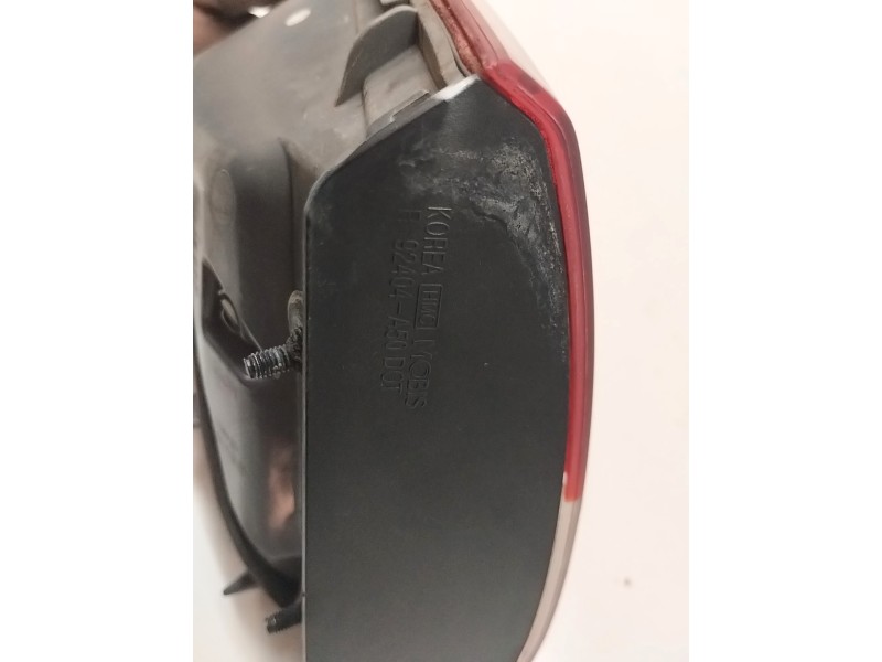 Recambio de piloto trasero derecho interior para hyundai i30 (gd) 1.4 crdi cat referencia OEM IAM 92404A50  
							