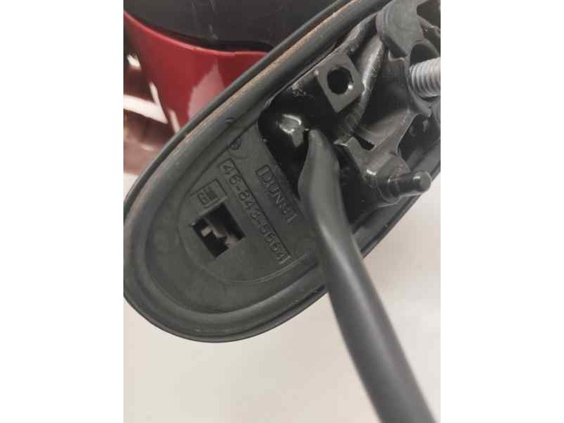 Recambio de retrovisor derecho para opel corsa e selective referencia OEM IAM 468435664  