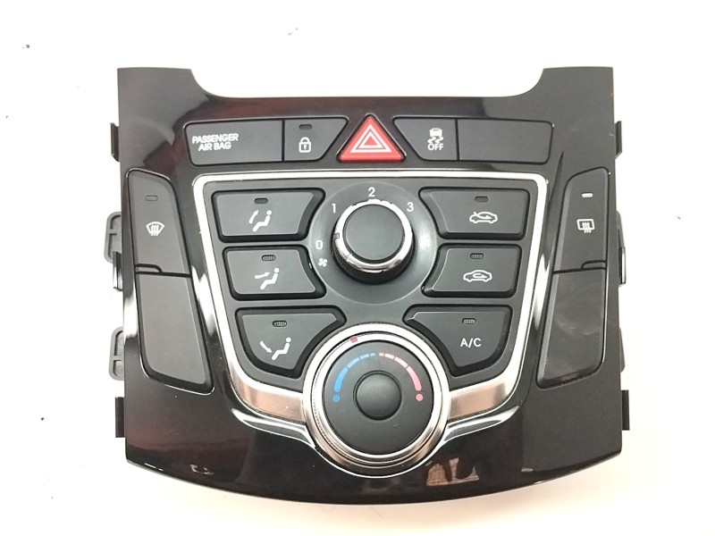 Recambio de mando calefaccion / aire acondicionado para hyundai i30 (gd) 1.4 crdi cat referencia OEM IAM 97250A5XXX  