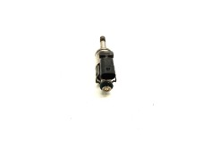 Recambio de inyector para volkswagen polo (6c1) advance bluemotion referencia OEM IAM 04E133036A   2