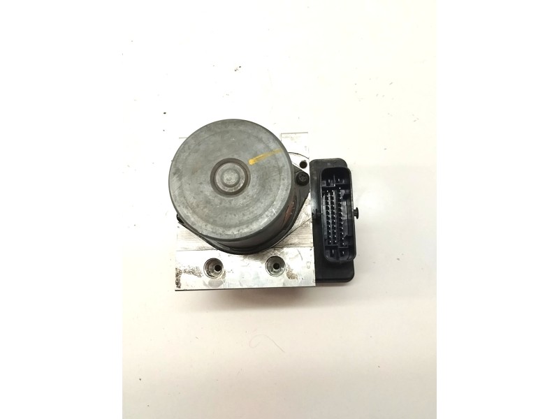 Recambio de abs para hyundai i30 (gd) 1.4 crdi cat referencia OEM IAM 58920A6210  