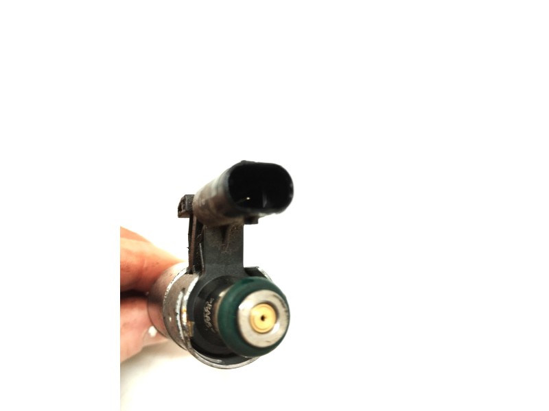 Recambio de inyector para volkswagen polo (6c1) advance bluemotion referencia OEM IAM 04E133036A  