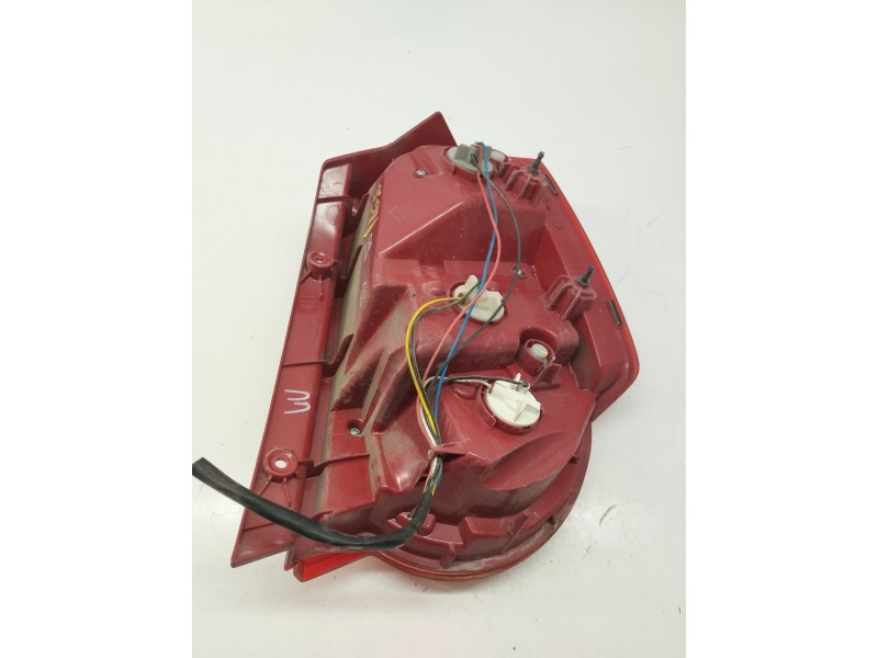 Recambio de piloto trasero izquierdo para chevrolet aveo 1.4 cat referencia OEM IAM   