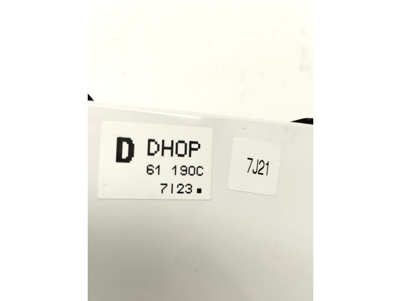 Recambio de mando climatizador para mazda cx-3 1.5 diesel cat referencia OEM IAM 61190C7123  