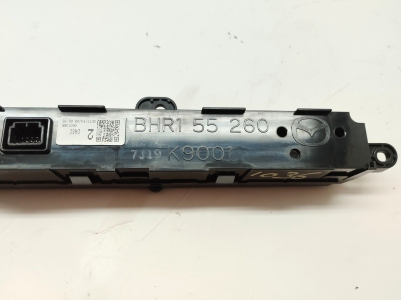 Recambio de pantalla multifuncion para mazda cx-3 1.5 diesel cat referencia OEM IAM BHR155260  