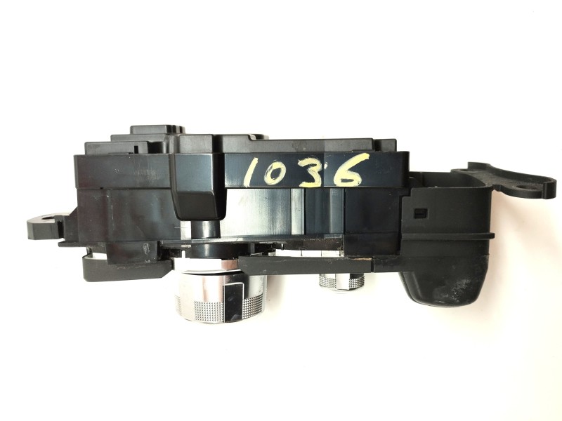 Recambio de mando multifuncion para mazda cx-3 1.5 diesel cat referencia OEM IAM DB5J66CH0A  