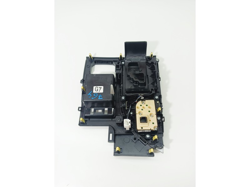Recambio de mando multifuncion para lexus gs 450h referencia OEM IAM   