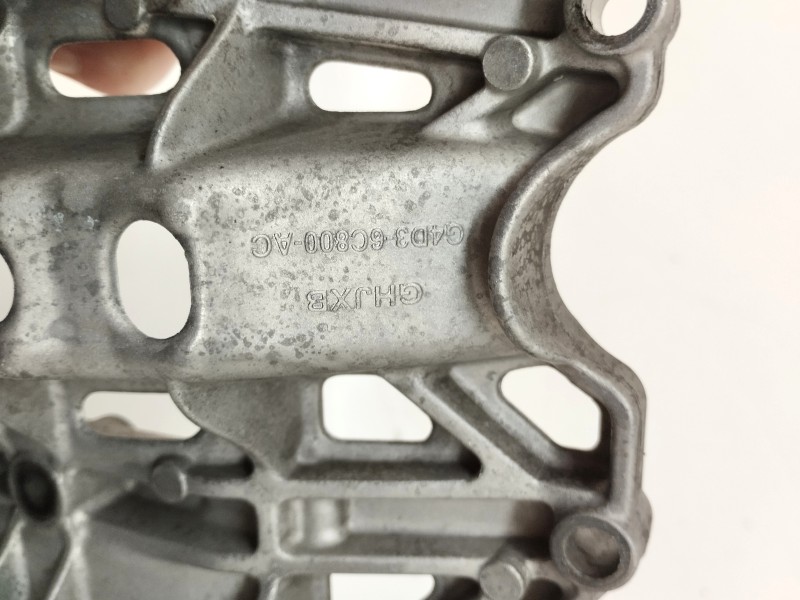 Recambio de carter para jaguar xe 2.0 diesel cat referencia OEM IAM G4D36C800AC  