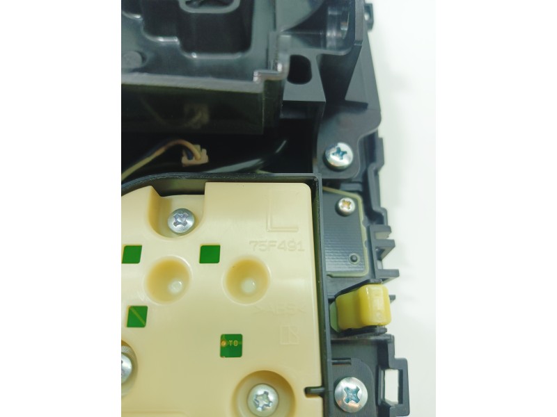 Recambio de mando multifuncion para lexus gs 450h referencia OEM IAM   