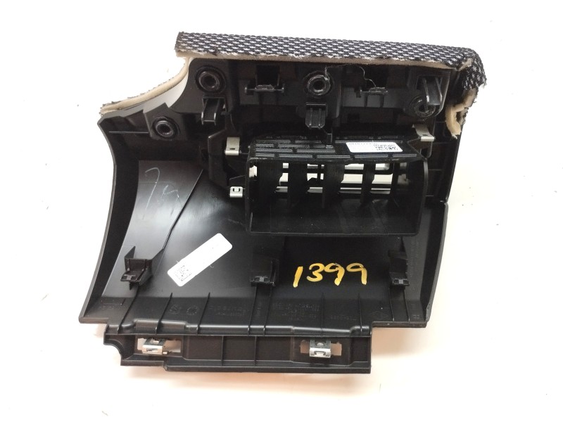 Recambio de rejilla aireadora para dacia sandero sl 2019 referencia OEM IAM 683110419R  