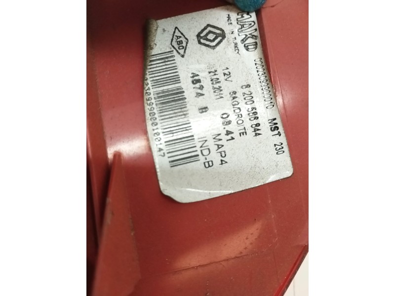 Recambio de piloto trasero derecho para renault clio grandtour authentique referencia OEM IAM 8200586844  