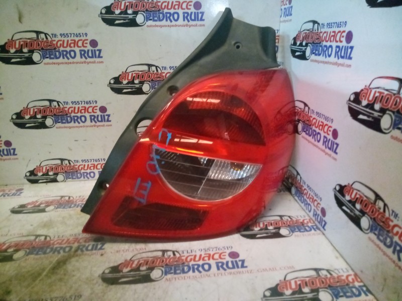 Recambio de piloto trasero derecho para renault clio iii referencia OEM IAM   