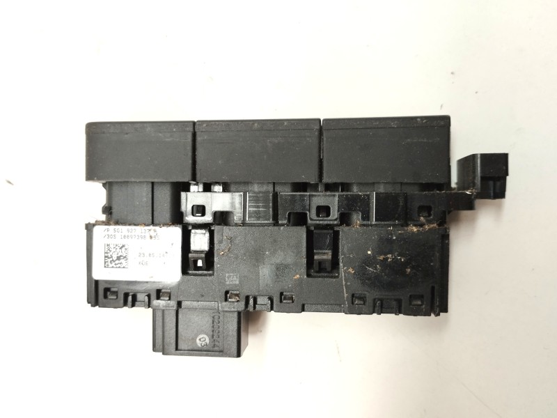 Recambio de mando multifuncion para volkswagen golf vii lim. 2.0 tdi referencia OEM IAM 5G1927137P  