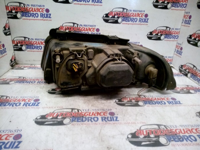 Recambio de faro derecho para audi a4 berlina (b5) referencia OEM IAM   