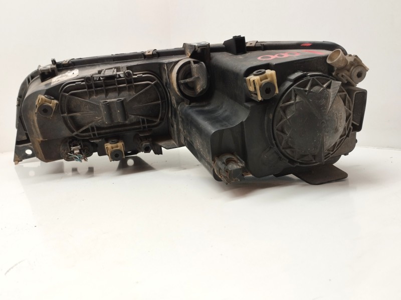 Recambio de faro derecho para mazda 6 berlina (gg) 2.0 diesel cat referencia OEM IAM F014003903R  