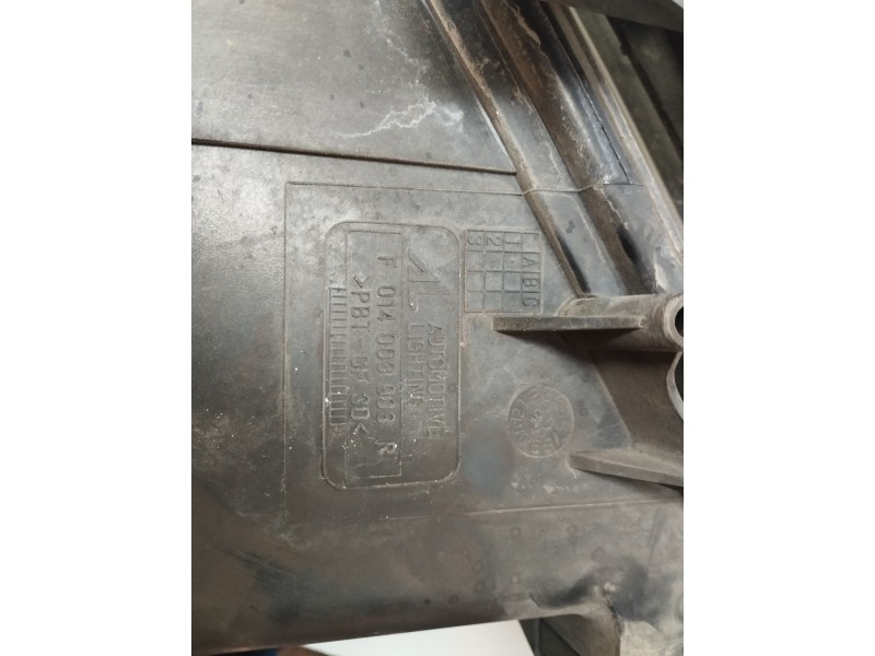 Recambio de faro derecho para mazda 6 berlina (gg) 2.0 diesel cat referencia OEM IAM F014003903R  