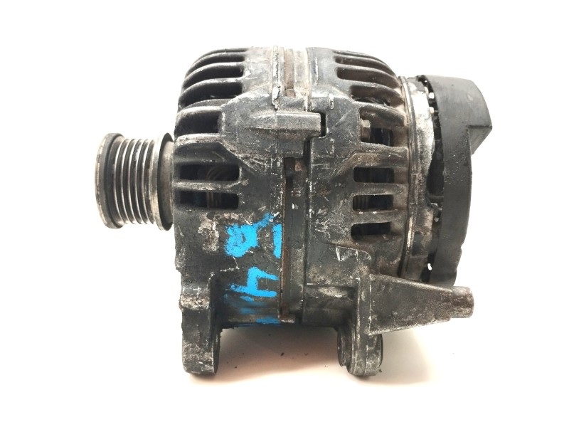 Recambio de alternador para audi a4 ber. (b8) básico referencia OEM IAM 03G903016E  