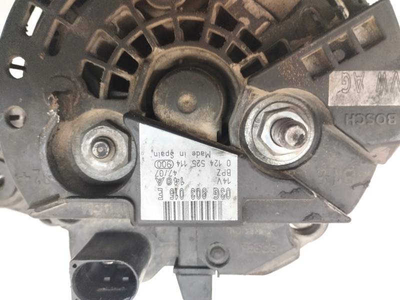 Recambio de alternador para audi a4 ber. (b8) básico referencia OEM IAM 03G903016E  