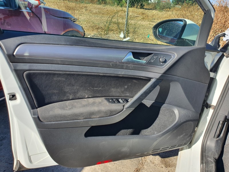 Recambio de guarnecido puerta delantera izquierda para volkswagen golf vii lim. 1.6 16v tdi dpf referencia OEM IAM   
							