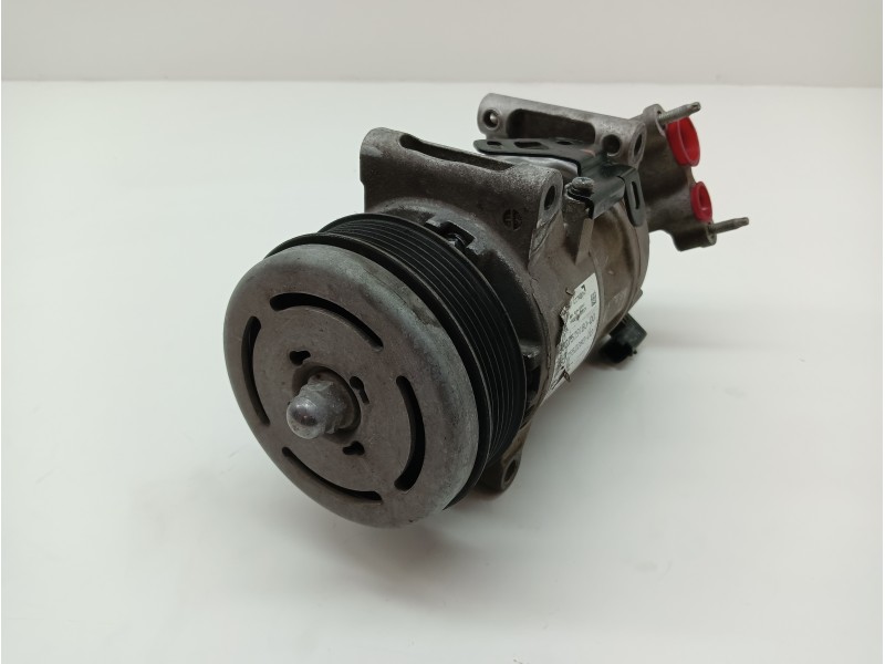 Recambio de compresor aire acondicionado para citroën c4 picasso 1.2 12v e-thp referencia OEM IAM 982752918000  
