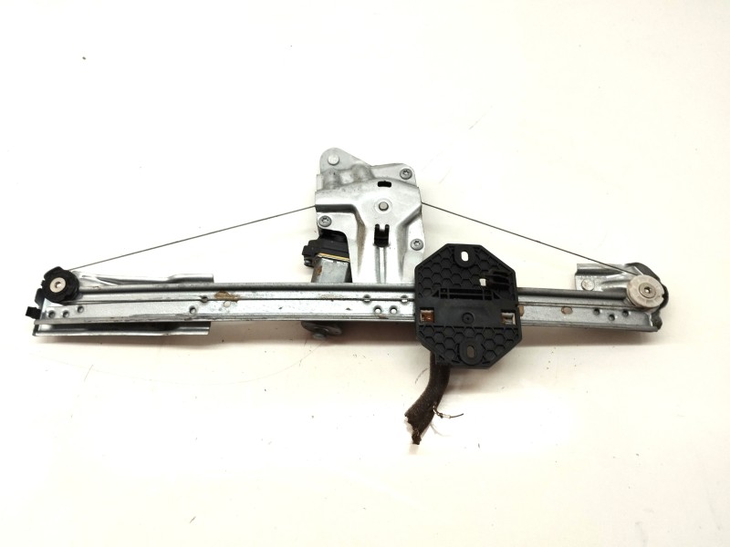 Recambio de elevalunas delantero derecho para dacia sandero stepway essential referencia OEM IAM 807209299  