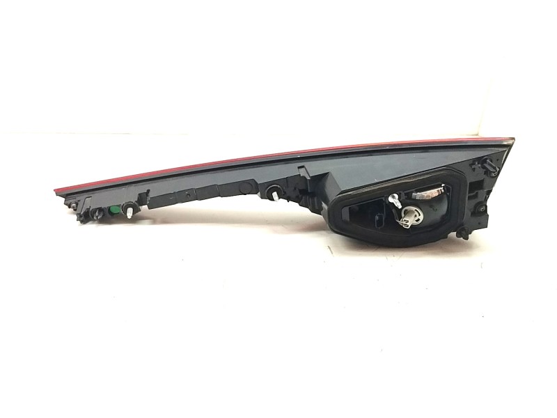 Recambio de piloto trasero izquierdo interior para renault talisman grandtour 1.7 blue dci diesel fap referencia OEM IAM 2655592