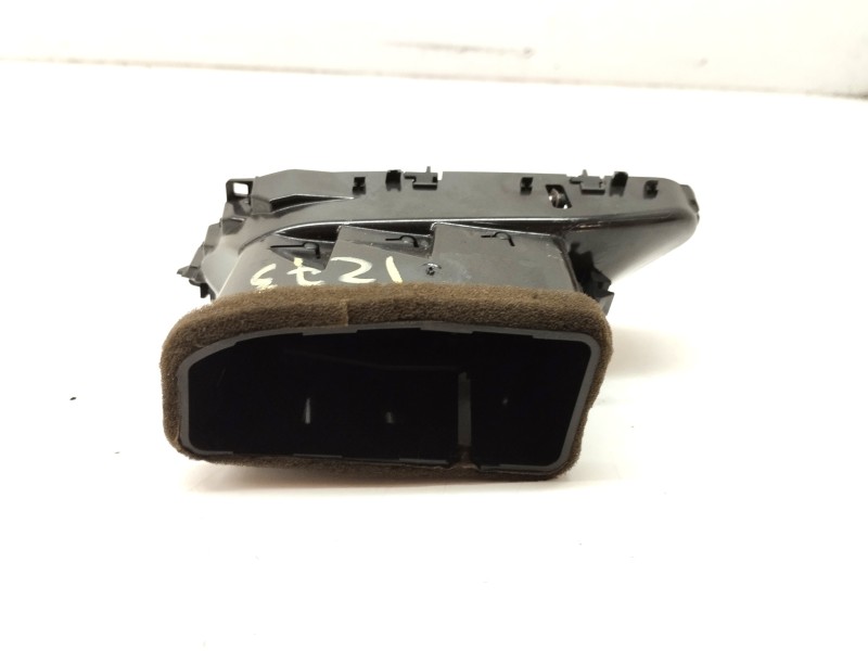 Recambio de rejilla aireadora para opel corsa e selective referencia OEM IAM 13377948  