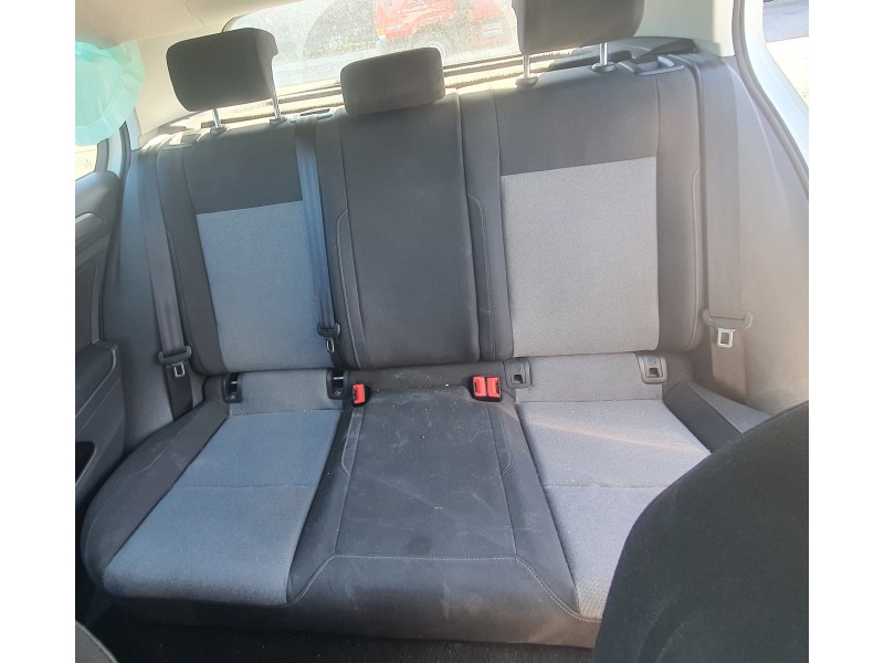 Recambio de asientos traseros para volkswagen golf vii lim. 1.6 16v tdi dpf referencia OEM IAM   