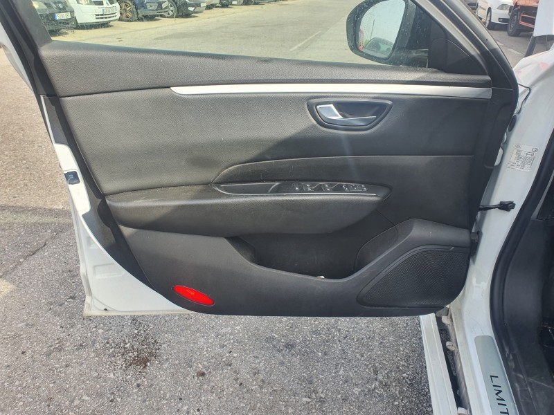 Recambio de guarnecido puerta delantera izquierda para renault talisman grandtour 1.7 blue dci diesel fap referencia OEM IAM   
							